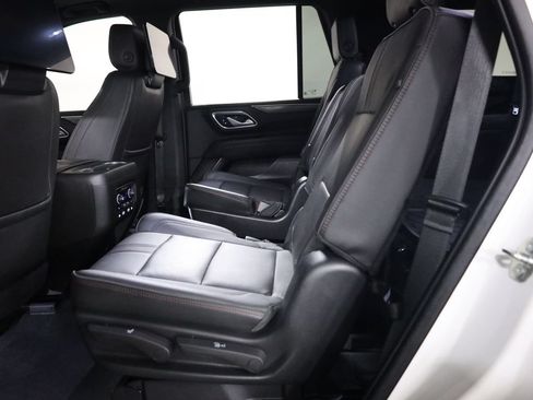 Used 2021 Chevrolet Tahoe RST w/ Luxury Package AWD/4WD image 47