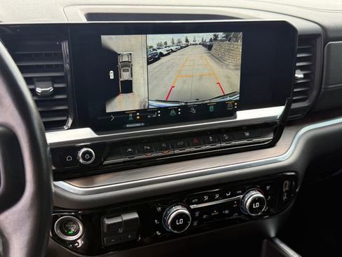 Used 2022 GMC Sierra 1500 SLT w/ SLT Premium Plus Package image 23