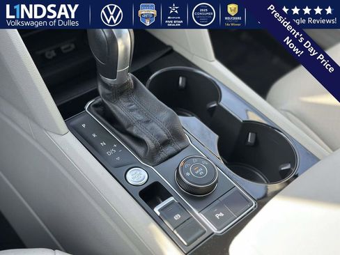 Used 2018 Volkswagen Atlas SEL image 18