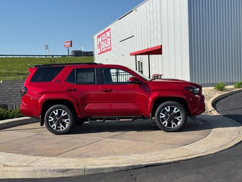 New 2026 Toyota 4Runner TRD Sport Premium image 2