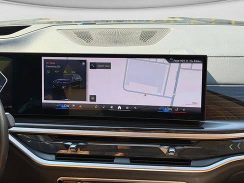 Used 2025 BMW X7 xDrive40i w/ Premium Package AWD/4WD image 14