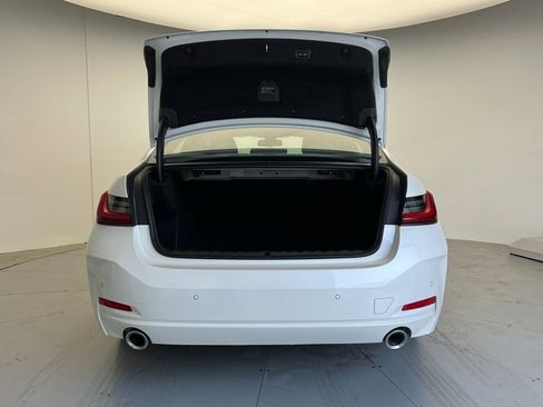 Used 2025 BMW 330i Sedan image 5