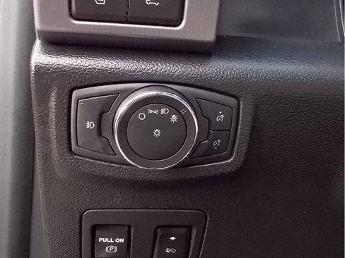 Used 2019 Ford Expedition Platinum image 20