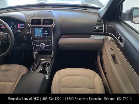 Used 2018 Ford Explorer Limited w/ Equipment Group 301A image 12