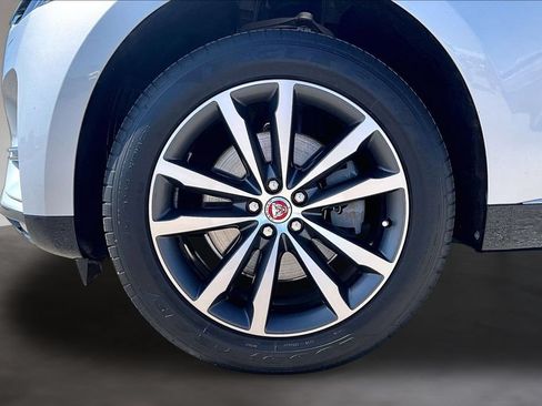 Used 2023 Jaguar F-PACE S AWD/4WD image 8