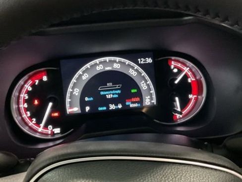 Used 2024 Toyota RAV4 XLE Premium image 14