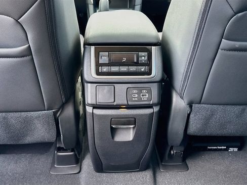 New 2026 Subaru Ascent Limited Bronze AWD/4WD image 24