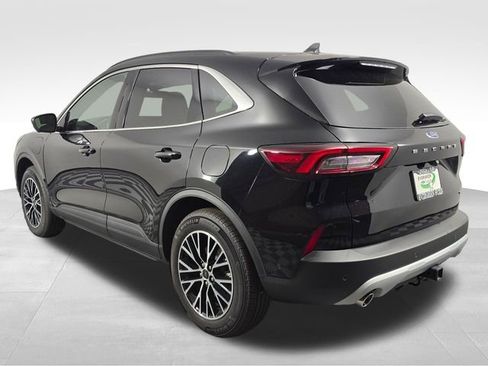 Used 2024 Ford Escape SE w/ PHEV Premium Package image 5