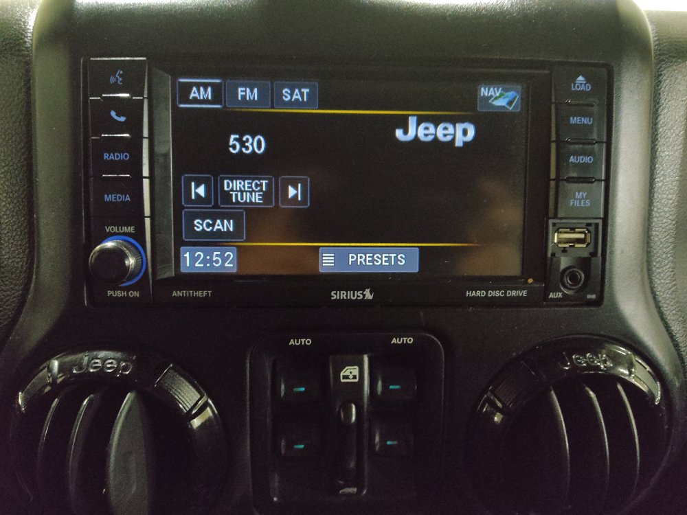 Used 2014 Jeep Wrangler Unlimited Sahara AWD/4WD image 25