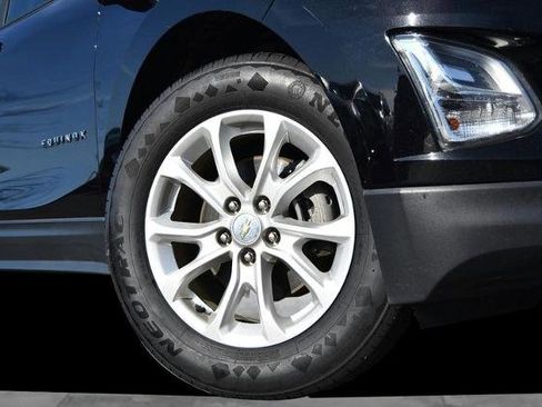 Used 2020 Chevrolet Equinox LS w/ LPO, Cargo Package image 3