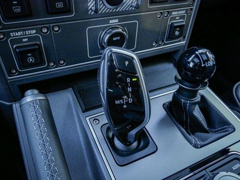 Used 2024 INEOS Grenadier Fieldmaster Edition image 25