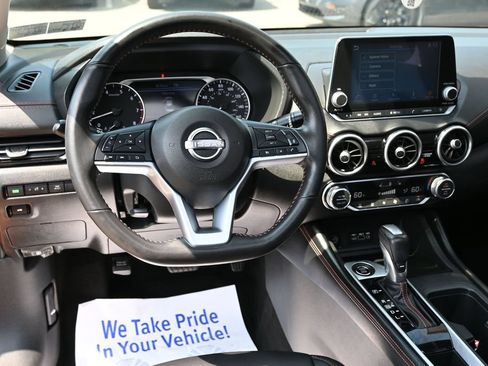 Used 2024 Nissan Sentra SR w/ SR Premium Package FWD image 31