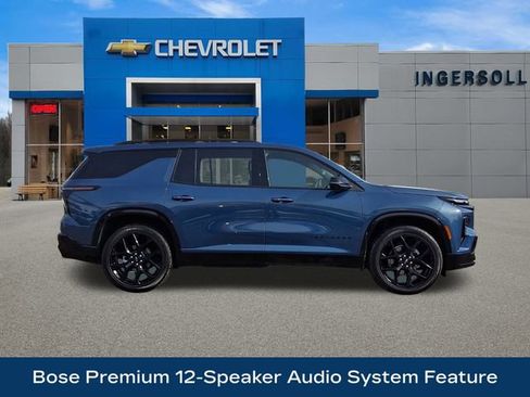Used 2025 Chevrolet Traverse RS image 10