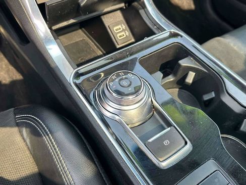 Used 2020 Ford Edge ST w/ Equipment Group 401A AWD/4WD image 32