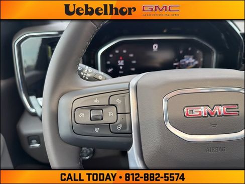New 2026 GMC Sierra 2500 SLT w/ SLT Convenience Package AWD/4WD image 31