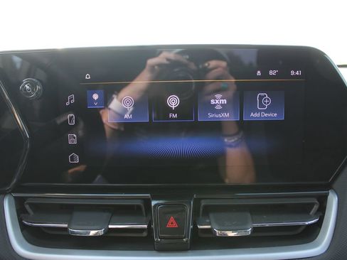 Used 2025 Chevrolet TrailBlazer LT w/ Convenience Package FWD image 51