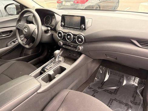 Certified 2025 Nissan Sentra S FWD image 13