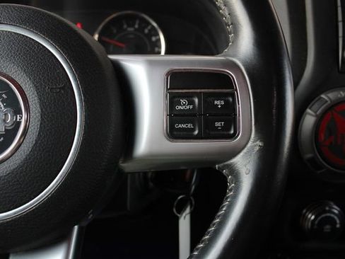 Used 2016 Jeep Wrangler Unlimited Sport image 10