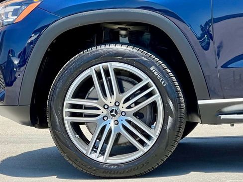 Certified 2022 Mercedes-Benz GLS 450 4MATIC image 12