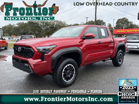 Used 2025 Toyota Tacoma TRD Off-Road AWD/4WD image 1