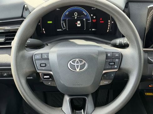 Certified 2025 Toyota Camry LE FWD image 11