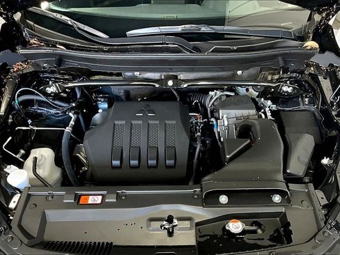 New 2026 Mitsubishi Eclipse Cross LE image 11