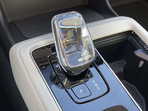 New 2026 Volvo XC90 B6 Ultra image 20