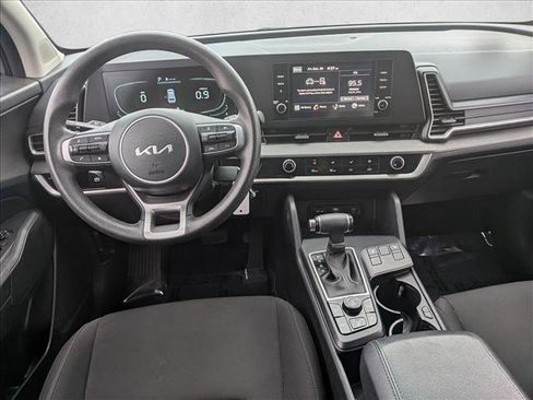 Used 2024 Kia Sportage LX image 15