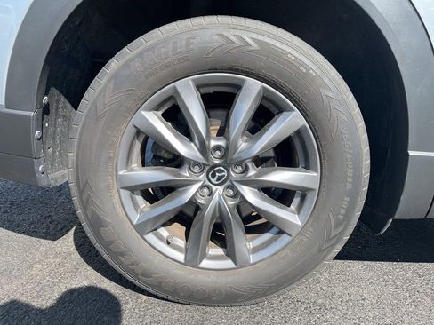 Used 2023 MAZDA CX-9 Touring image 8