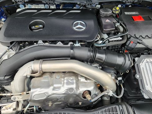 Used 2025 Mercedes-Benz GLA 250 image 23