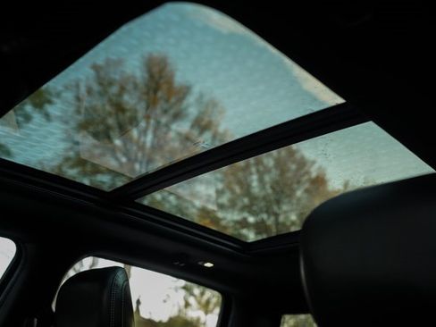 Used 2019 RAM 1500 Rebel image 35