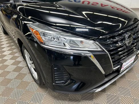 Used 2021 Nissan Kicks S FWD image 5