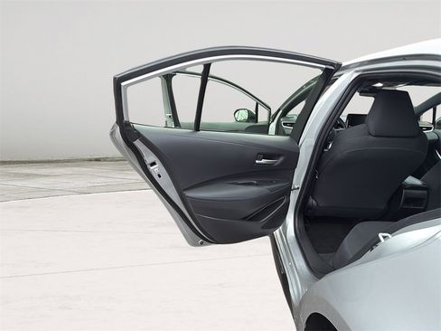 Used 2022 Toyota Corolla SE image 21