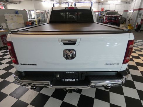 Used 2021 RAM 1500 Laramie AWD/4WD image 5