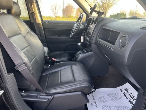 Used 2017 Jeep Patriot High Altitude image 11