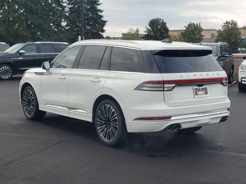 New 2027 Lincoln Aviator Black Label w/ Dynamic Handling Package AWD/4WD image 3
