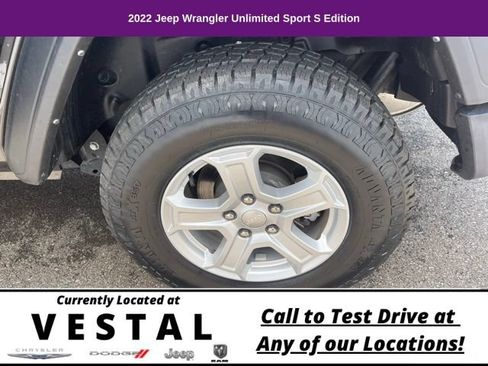 Used 2022 Jeep Wrangler Unlimited Sport AWD/4WD image 22