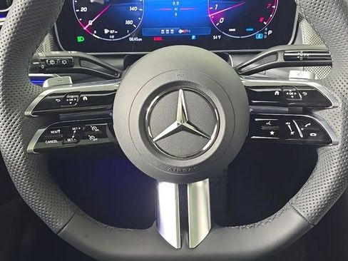 Used 2026 Mercedes-Benz GLC 300 4MATIC image 26