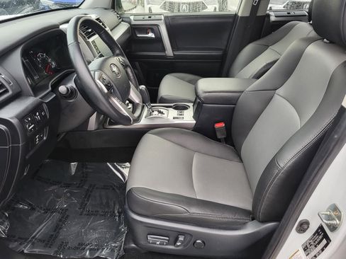 Used 2024 Toyota 4Runner SR5 Premium AWD/4WD image 16