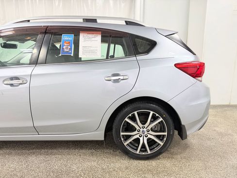 Used 2017 Subaru Impreza 2.0i Limited w/ Moonroof/BSD & Rcta/Eyesight AWD/4WD image 5