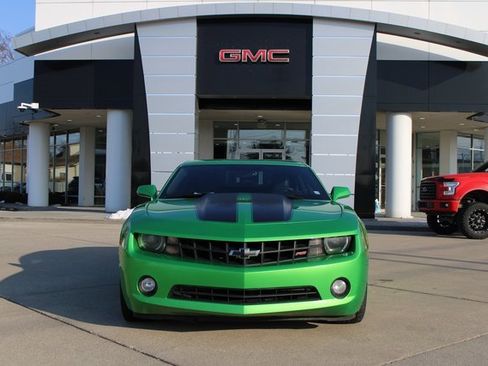 Used 2011 Chevrolet Camaro LT w/ RS Package image 2