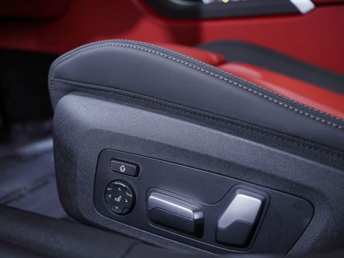 New 2026 BMW M850i xDrive w/ M Sport Professional Package image 17