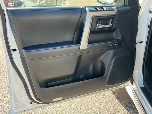 Used 2021 Toyota 4Runner Limited image 32
