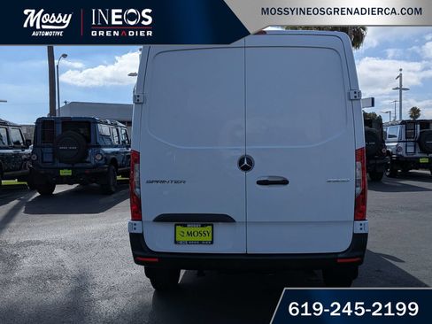 Used 2023 Mercedes-Benz Sprinter 2500 image 8