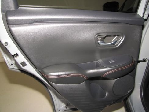Certified 2024 Honda HR-V Sport image 12