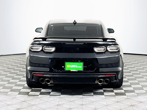 Used 2021 Chevrolet Camaro SS RWD image 7
