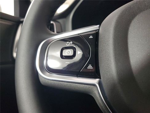 New 2026 Volvo V60 B5 Cross Country Plus w/ Protection Package Premier AWD/4WD image 25