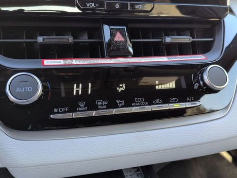 New 2026 Toyota Corolla SE image 20