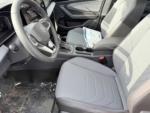 New 2026 Volkswagen Jetta SEL image 9