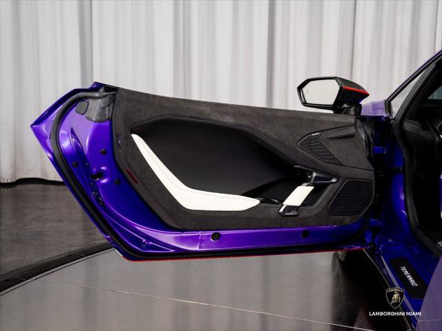 Used 2026 Lamborghini Temerario AWD/4WD image 27